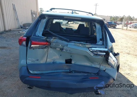 2019 Toyota Rav4 Xle из США, поврежденный, VIN JTMW1RFV1KD021577